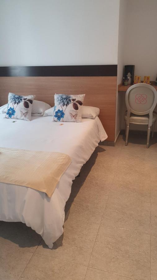 H Bella Mar Roses酒店 外观 照片